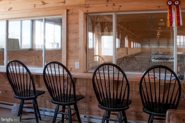 845 WATERWAY RD, Oxford, PA 19363