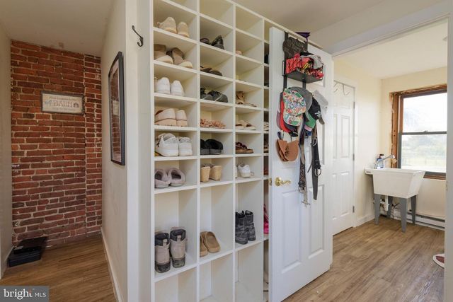 845 WATERWAY RD, Oxford, PA 19363