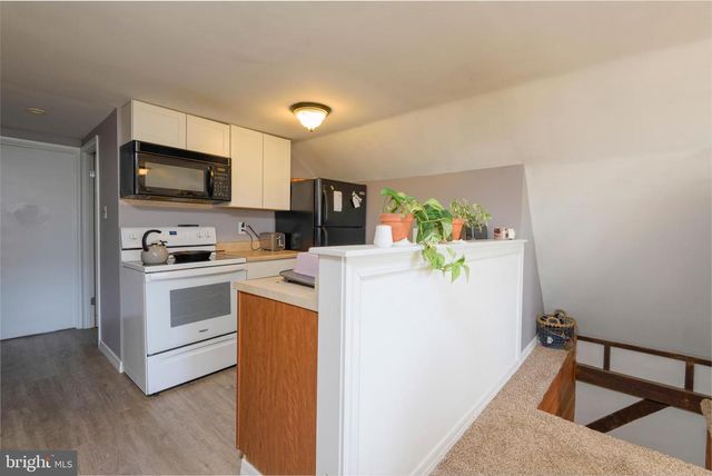 845 WATERWAY RD, Oxford, PA 19363