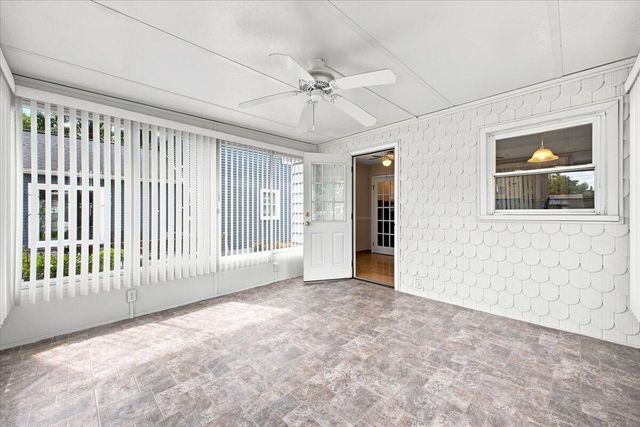 815 S Marias Avenue, Clawson, MI 48017