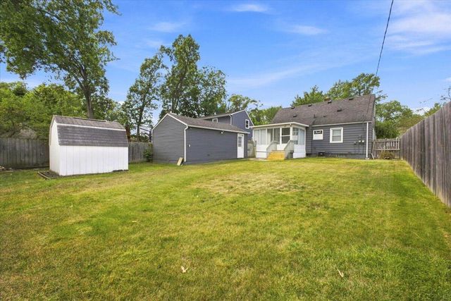 815 S Marias Avenue, Clawson, MI 48017