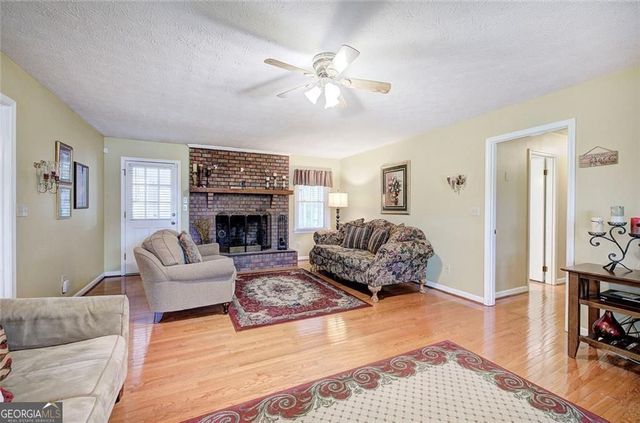 14 Parr Wade Road SE, Cartersville, GA 30120