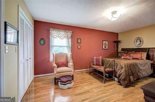 14 Parr Wade Road SE, Cartersville, GA 30120