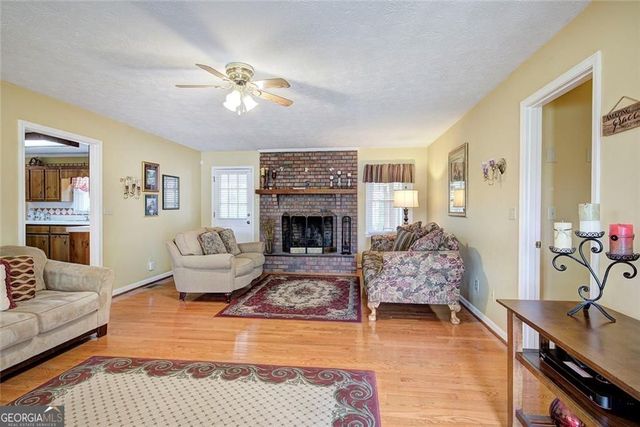 14 Parr Wade Road SE, Cartersville, GA 30120