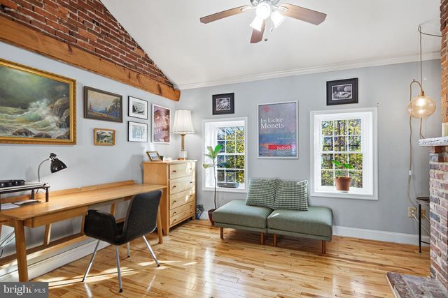 928 S 2ND ST, Philadelphia, PA 19147