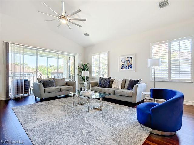 4752 STRATFORD CT 1404, Naples, FL 34105