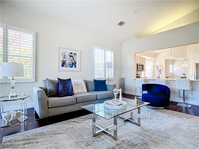 4752 STRATFORD CT 1404, Naples, FL 34105