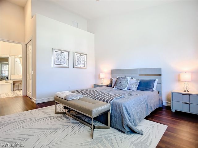 4752 STRATFORD CT 1404, Naples, FL 34105