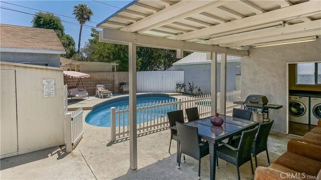 6418 Whitman Avenue, Van Nuys, CA 91406