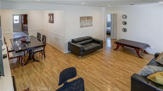 6418 Whitman Avenue, Van Nuys, CA 91406