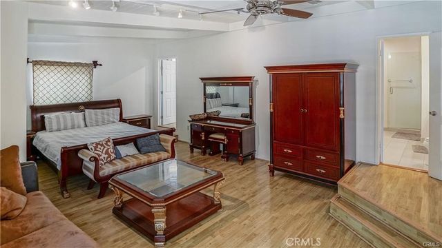 6418 Whitman Avenue, Van Nuys, CA 91406