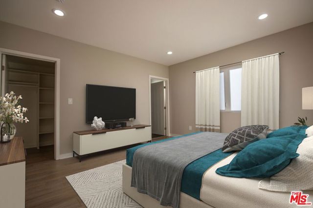 4924 LAUREL CANYON, Valley Village, CA 91607