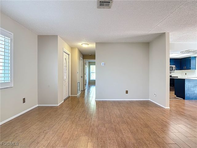 5946 Stringfellow RD, St James City, FL 33956