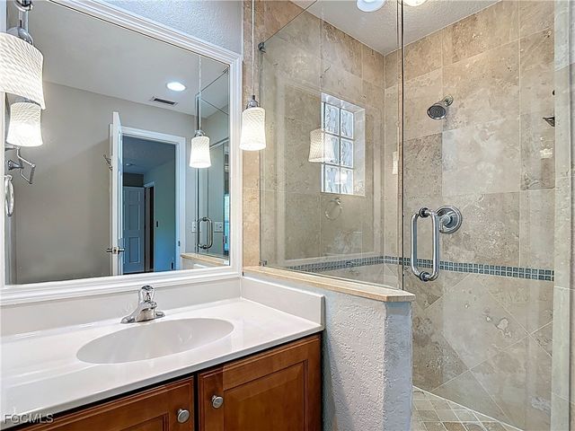 5946 Stringfellow RD, St James City, FL 33956