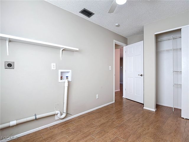 5946 Stringfellow RD, St James City, FL 33956