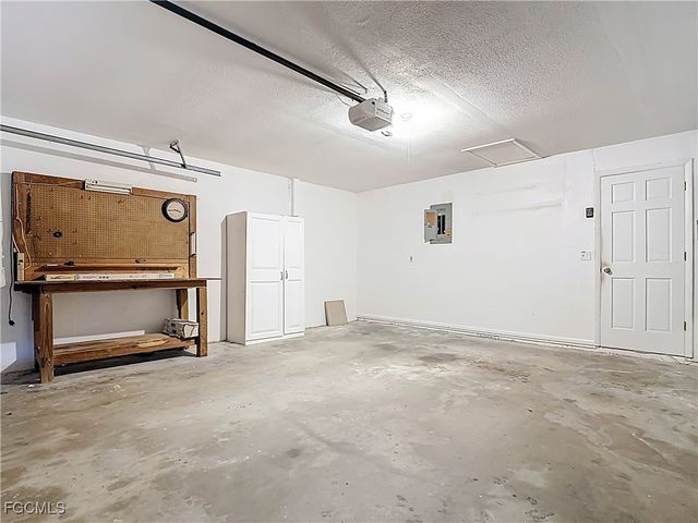 5946 Stringfellow RD, St James City, FL 33956