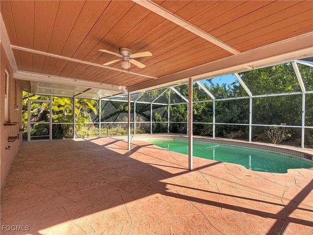 5946 Stringfellow RD, St James City, FL 33956