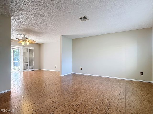 5946 Stringfellow RD, St James City, FL 33956