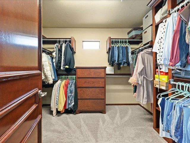 17120 Wales Green Avenue, Edmond, OK 73012