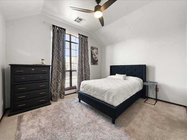 17120 Wales Green Avenue, Edmond, OK 73012