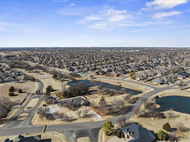 17120 Wales Green Avenue, Edmond, OK 73012