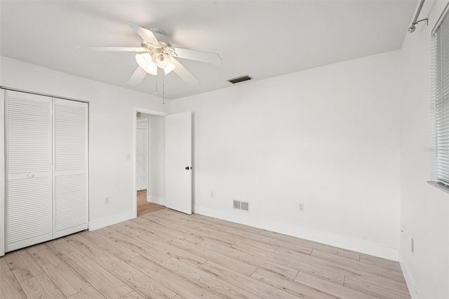 1741 BAYONNE STREET, Sarasota, FL 34231