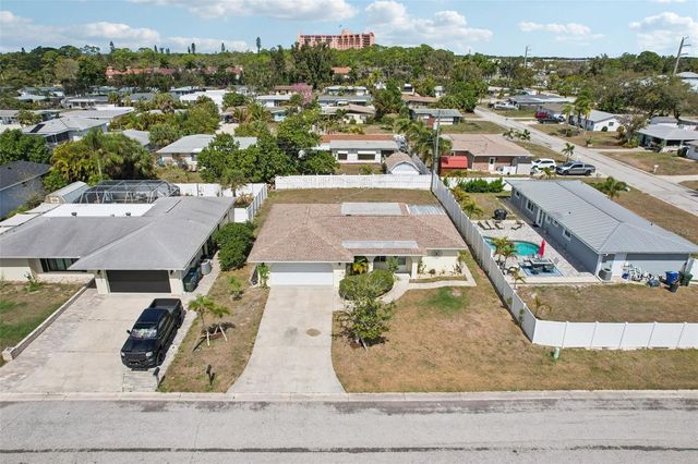 1741 BAYONNE STREET, Sarasota, FL 34231