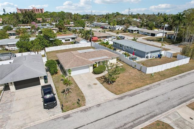 1741 BAYONNE STREET, Sarasota, FL 34231