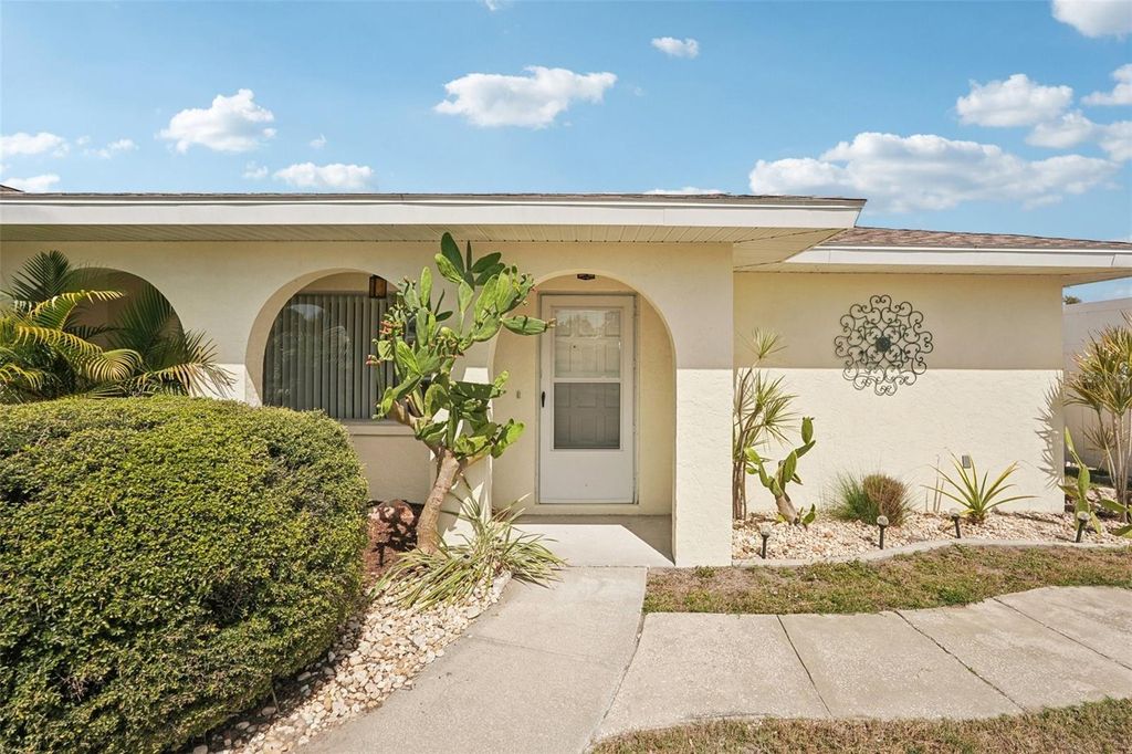 Image 2 of property listing at 1741 BAYONNE STREET, Sarasota, FL 34231