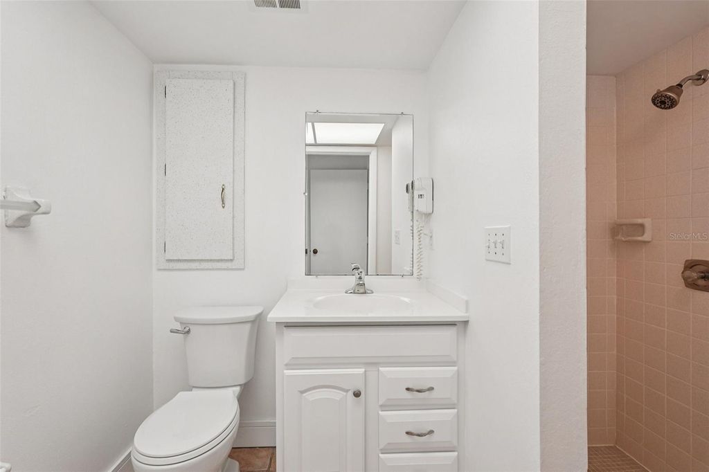 Image 34 of property listing at 1741 BAYONNE STREET, Sarasota, FL 34231