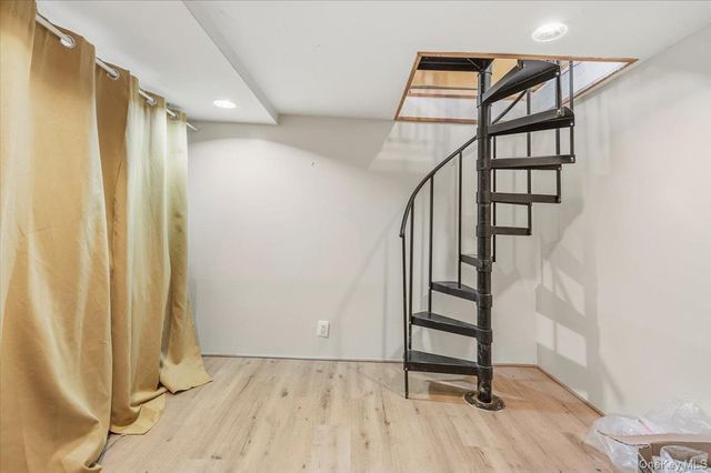 43-25 218th Street, Bayside, NY 11361