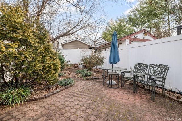 43-25 218th Street, Bayside, NY 11361