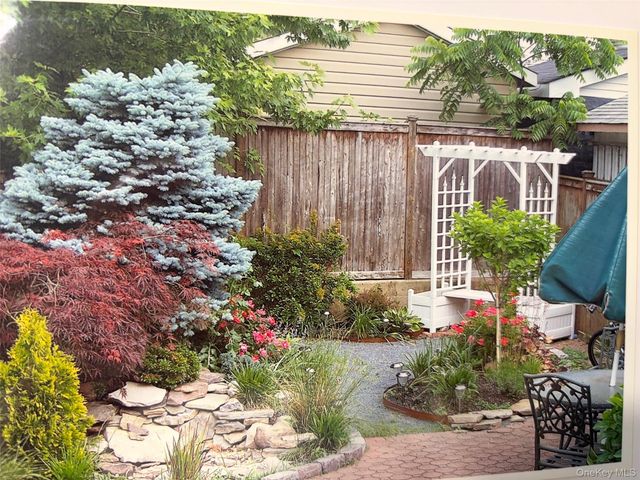 43-25 218th Street, Bayside, NY 11361