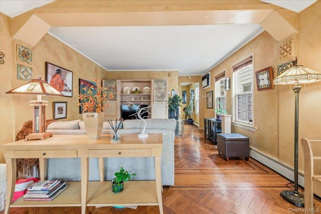 43-25 218th Street, Bayside, NY 11361