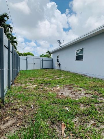 17010 NW 53rd Ave, Miami Gardens, FL 33055