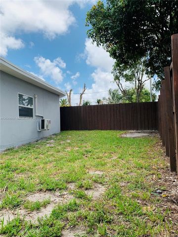 17010 NW 53rd Ave, Miami Gardens, FL 33055
