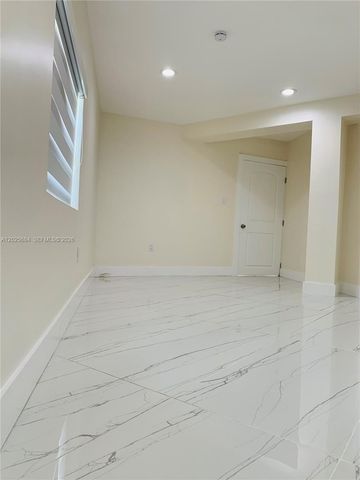 17010 NW 53rd Ave, Miami Gardens, FL 33055