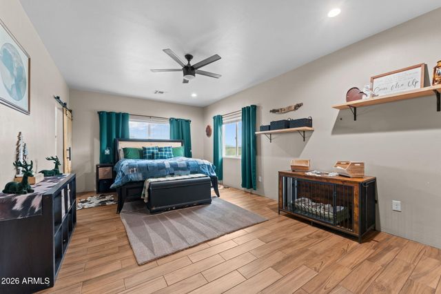 470 GUSKIN Road, Morristown, AZ 85342