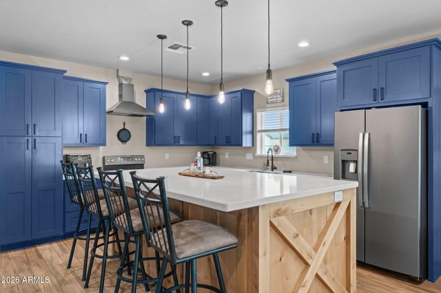 470 GUSKIN Road, Morristown, AZ 85342