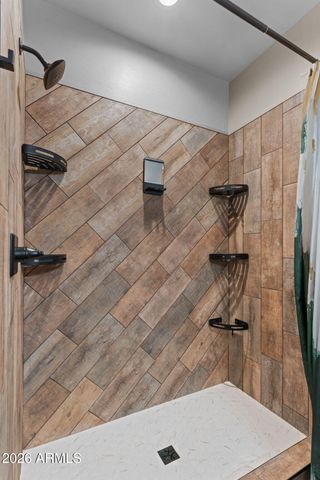 470 GUSKIN Road, Morristown, AZ 85342