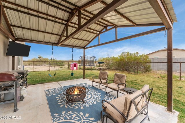 470 GUSKIN Road, Morristown, AZ 85342