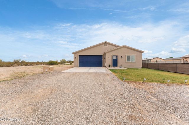 470 GUSKIN Road, Morristown, AZ 85342