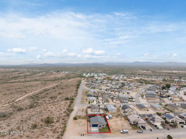 470 GUSKIN Road, Morristown, AZ 85342