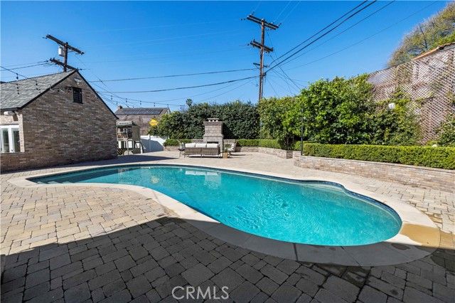 1217 Moncado, Glendale, CA 91207