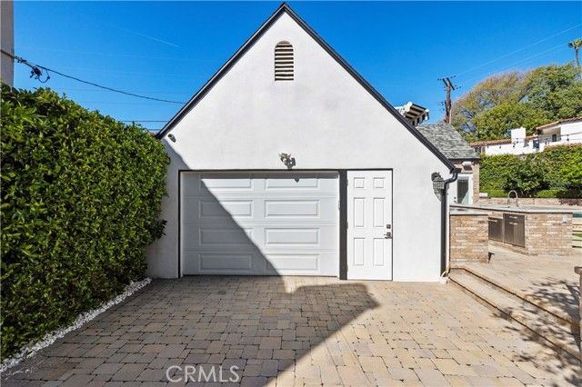 1217 Moncado, Glendale, CA 91207