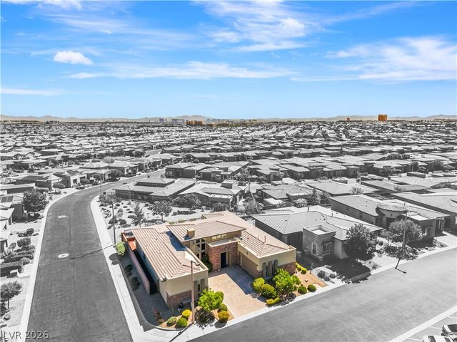 6700 REGENCY VALLEY Street, Las Vegas, NV 89148
