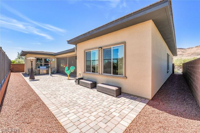 6700 REGENCY VALLEY Street, Las Vegas, NV 89148