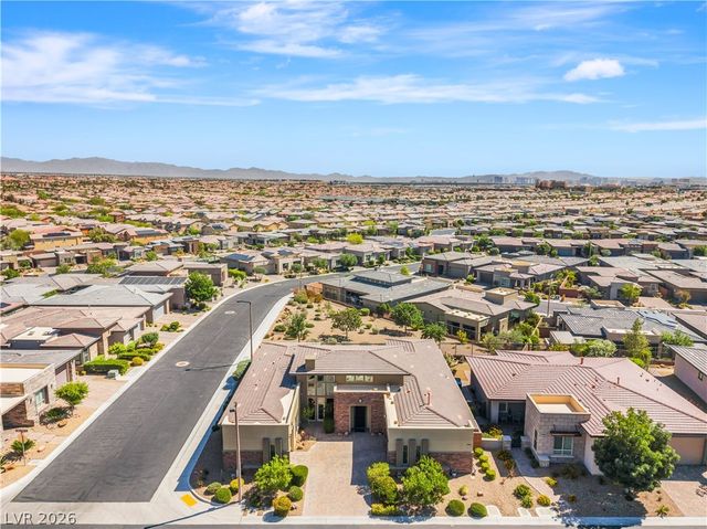6700 REGENCY VALLEY Street, Las Vegas, NV 89148
