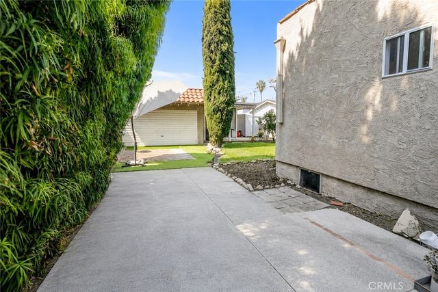 344 S Avenue 57, Los Angeles, CA 90042