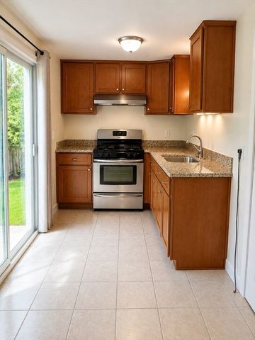 230 Granite St 2, Quincy, MA 02169